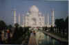30 Taj Mahal in Agra (India).jpg (43369 bytes)